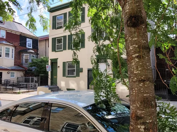 22 S 41st St, Philadelphia, PA 19104