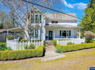 735 SW Linn Blvd, Mill City, OR 97360