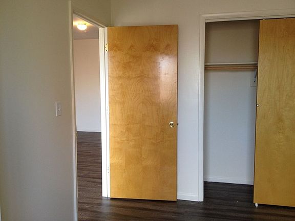4th image of 2318 Broadway APT 2A