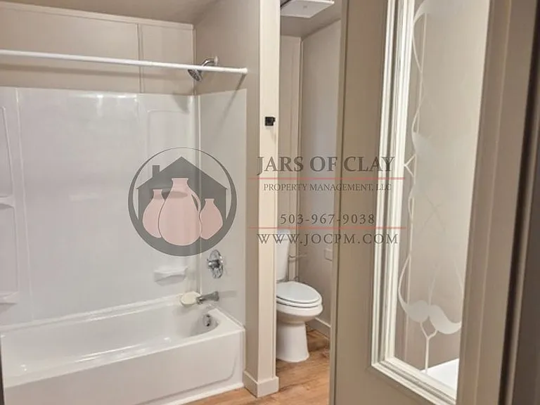 315 SW Twin Oaks Cir #29 — Photo 9