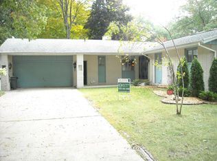 15338 Leonard St, Spring Lake, MI 49456