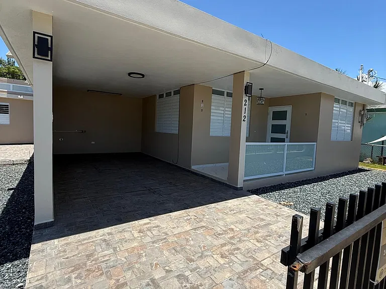 212 Calle Alberto Radl #1 — Photo 2