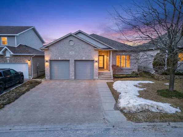 440 Maureen St, Kingston, ON K7K 7M1