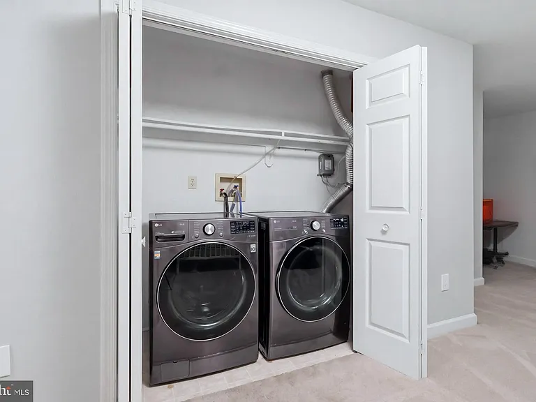 900 Hickory Cir — Photo 27