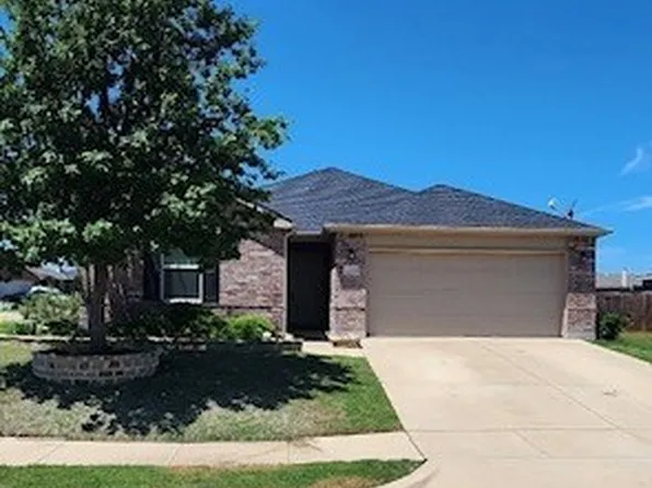 1227 Foxglove Ln, Burleson, TX 76028