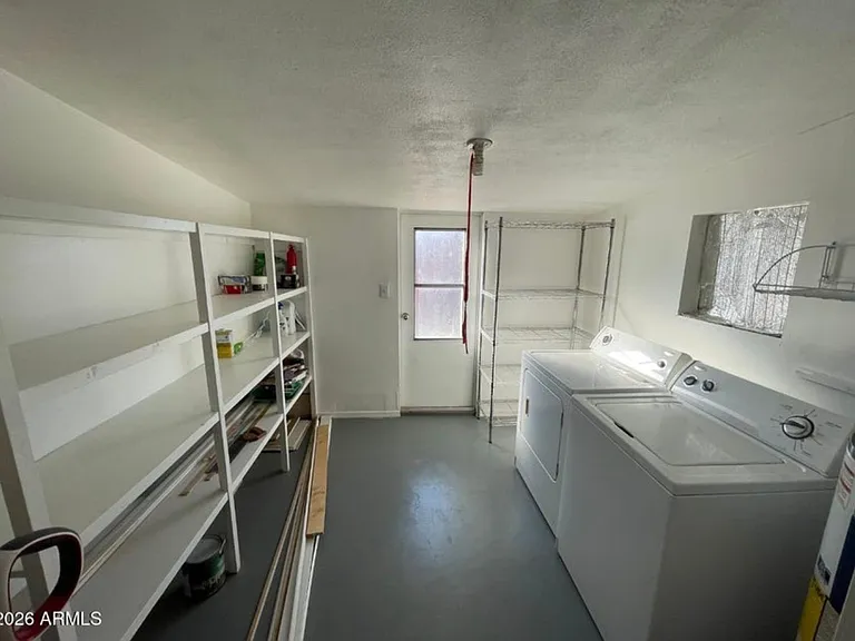 3722 N South Dakota Ave — Photo 7