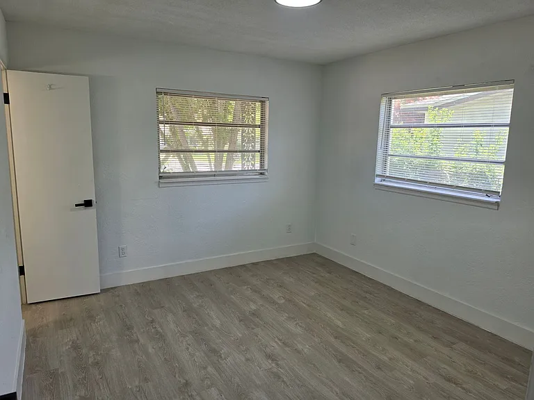 640 Westward Cir — Photo 25