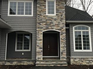 23 Bentley Ln, Ocean, NJ 07712