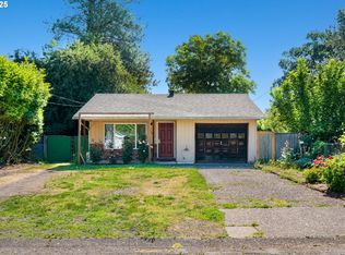 2346 SE 90th Ave, Portland, OR 97216