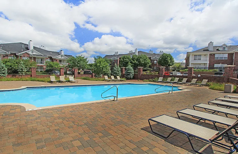 SaddleBrook Apartments — Photo 12