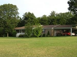 1st image of 900 Cagle Rock Cir
