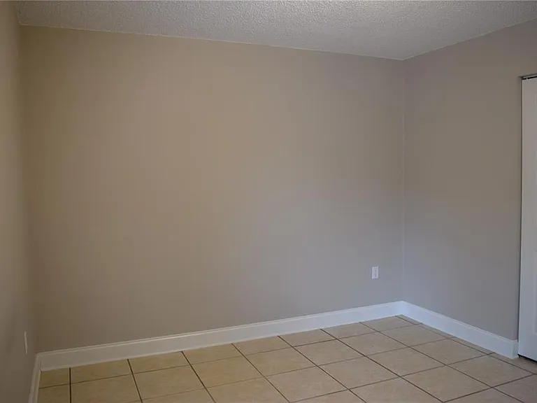 7423 SW 42nd Pl — Photo 16