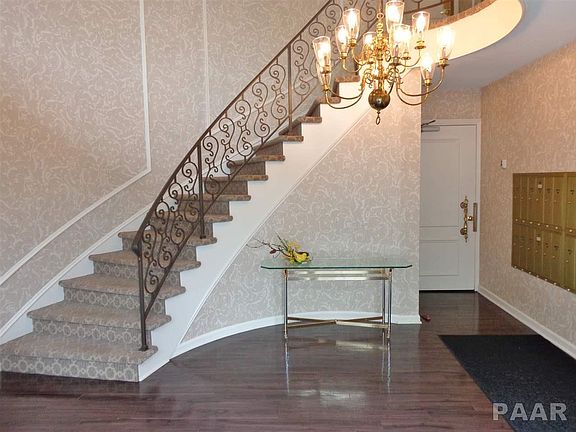 4th image of 125 E Glen Ave APT 117B