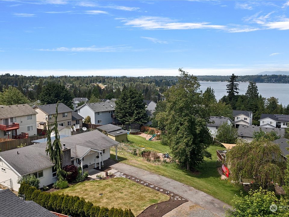 1st image of 1614 113th Drive SE