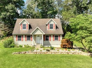 475 Skyline Dr, Horton, MI 49246