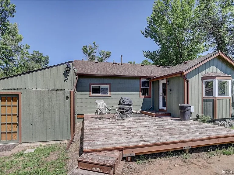 2039 S Williams St — Photo 14