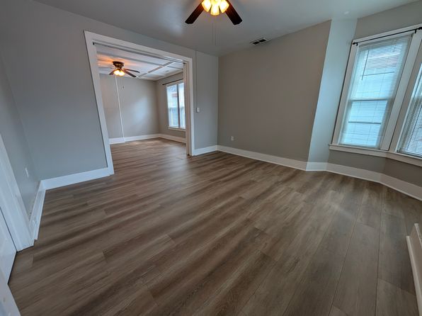 1030 Gillespie St Floor 2