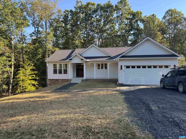 20 Fleetwood Dr, Palmyra, VA 22963