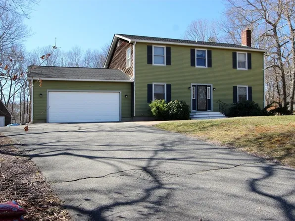 16 Billys Ln, East Freetown, MA 02717