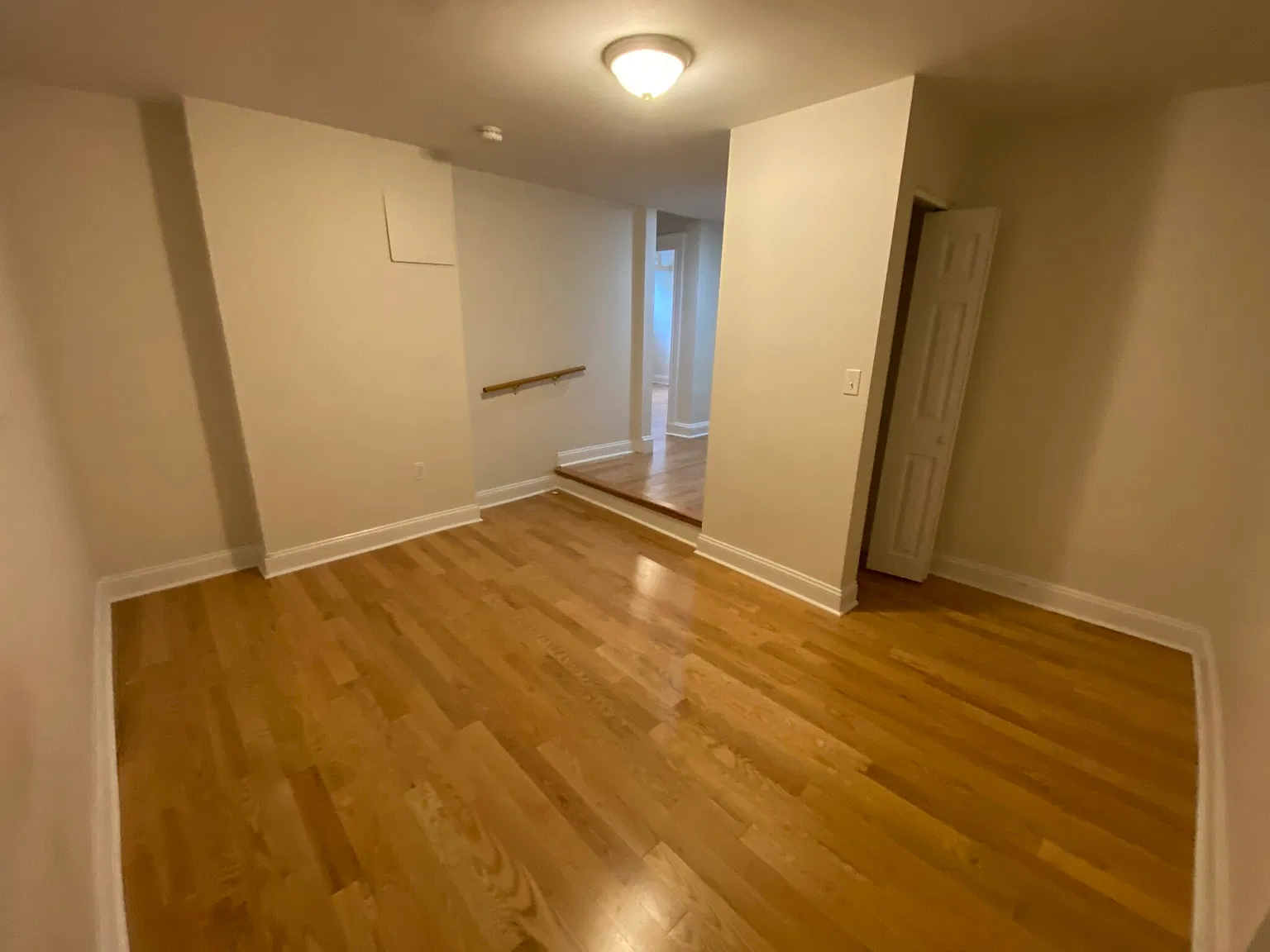 2 bed, 1.0 bath, $3,100 — Photo 3