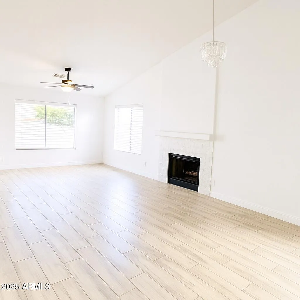 3 bed, 1574 sqft, $3,500 — Photo 3