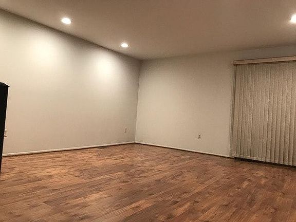 3rd image of 3029 Debra Ct #1