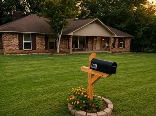 104 Ratliff Dr, Tylertown, MS 39667