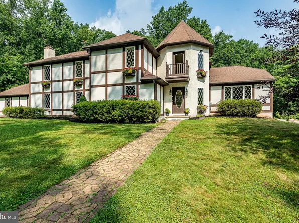 2871 Coventryville Rd, Pottstown, PA 19465