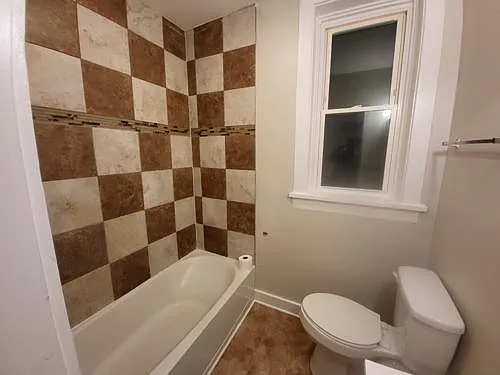 2109 Green St #1 — Photo 2