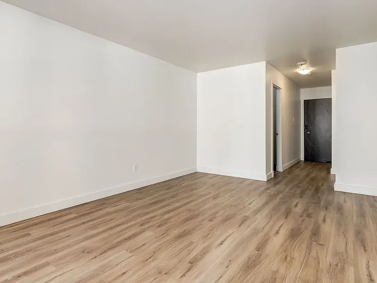 604 14th Ave SW — Photo 19
