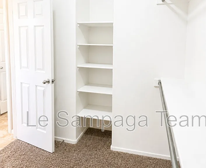 17636 W Maui Ln — Photo 27