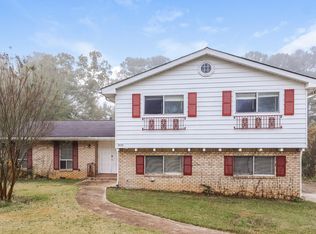 2470 Hallie Mill Rd, College Park, GA 30349