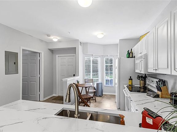 5th image of 9175 Celeste DR #2-202