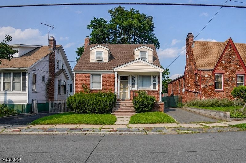 1st image of 2031 Gless Ave