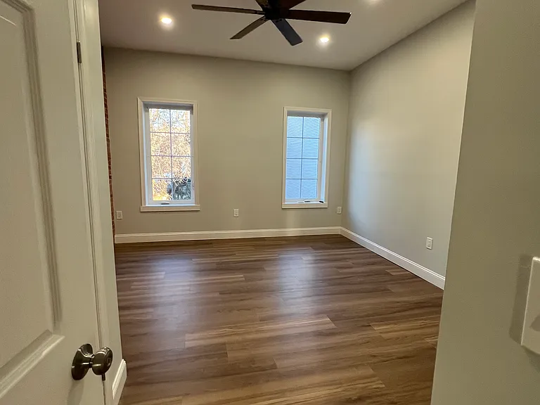 1456 N Myrtlewood St — Photo 11