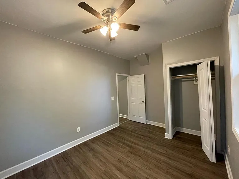247 Woods St — Photo 4