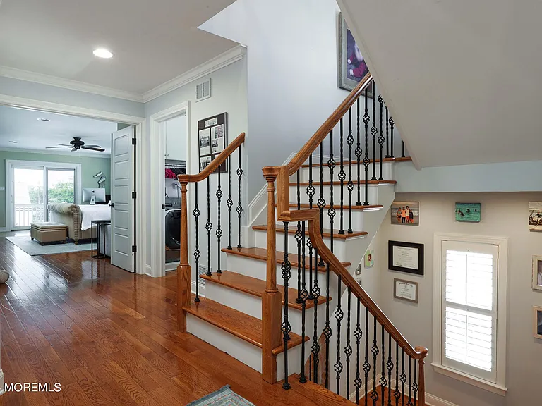 301 16th Ave — Photo 23