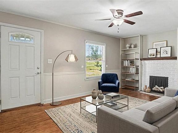 3rd image of 4516 Branson Davis Rd