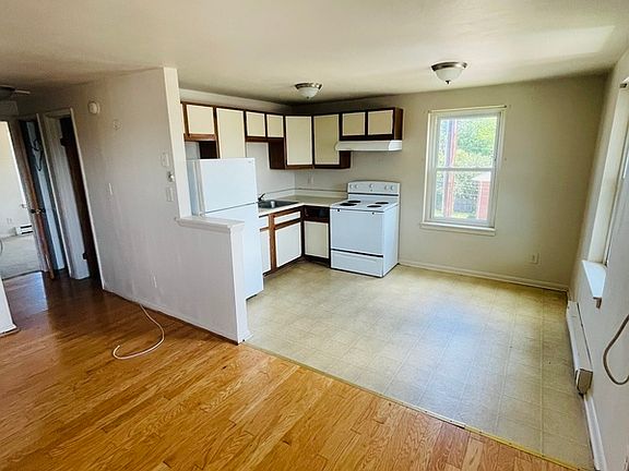5th image of 1004 Little Bay Ave #F