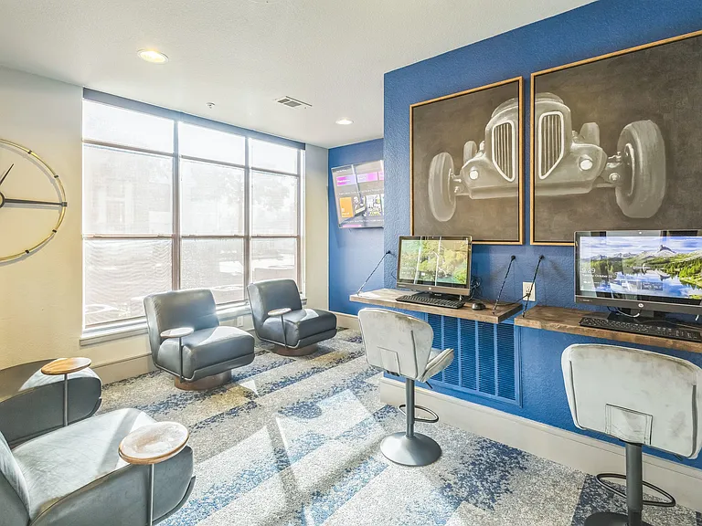 Executive Business Technology Center
