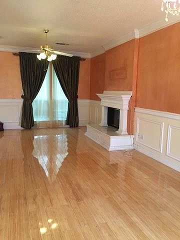 1st image of 3149 Walingford Dr