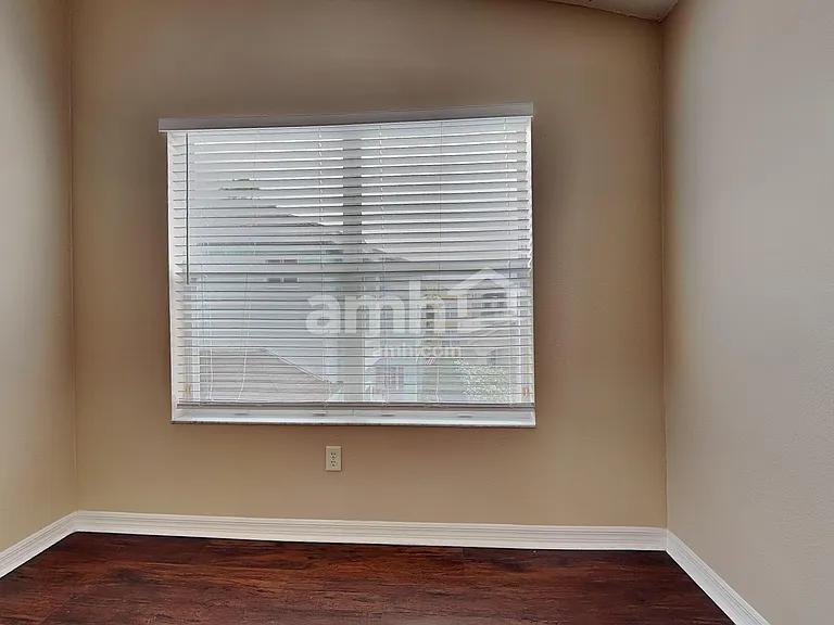 10602 Drayton Ct — Photo 9
