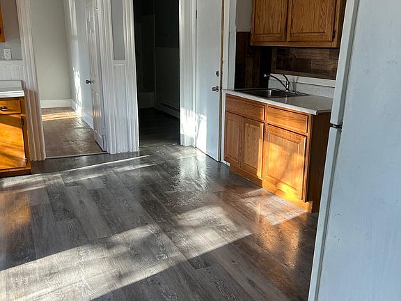 2nd image of 50 Lasalle St #1O