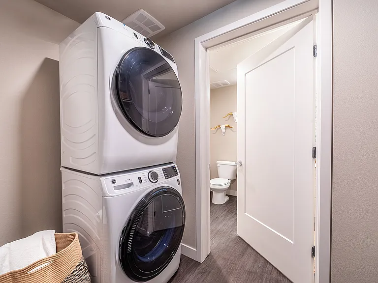 Birchway-1 Bedroom-CMF Photo-5345