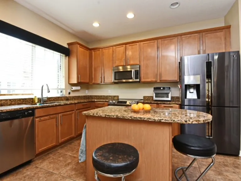 2479 Passamonte Dr — Photo 10