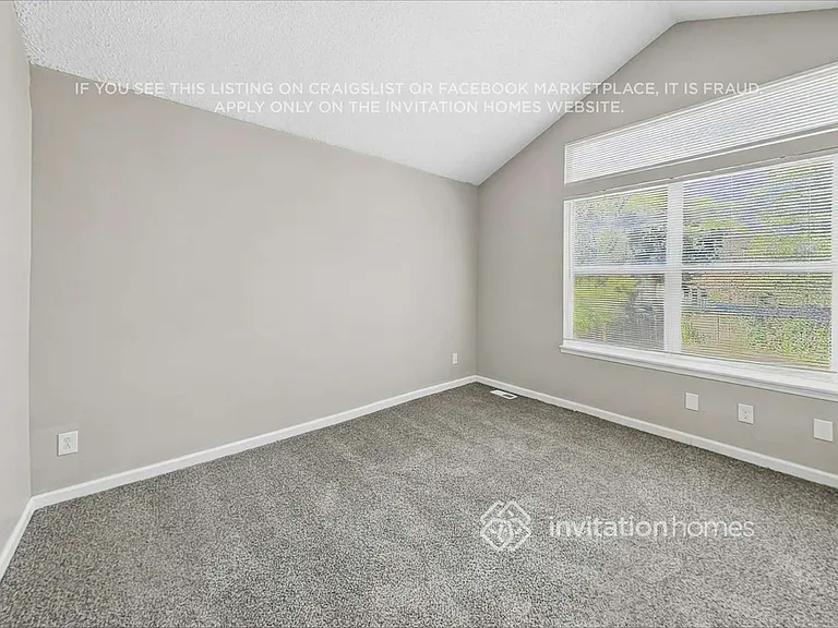 1162 W 132nd Pl — Photo 14
