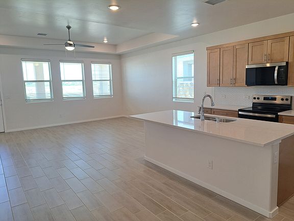 3rd image of 1040 San Cristobal Dr