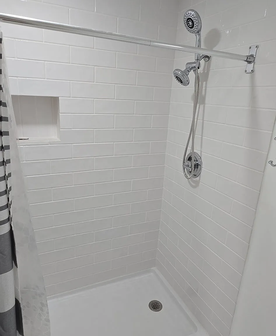 1 bed, 2.5 bath, 2264 sqft, $1,550 — Photo 3