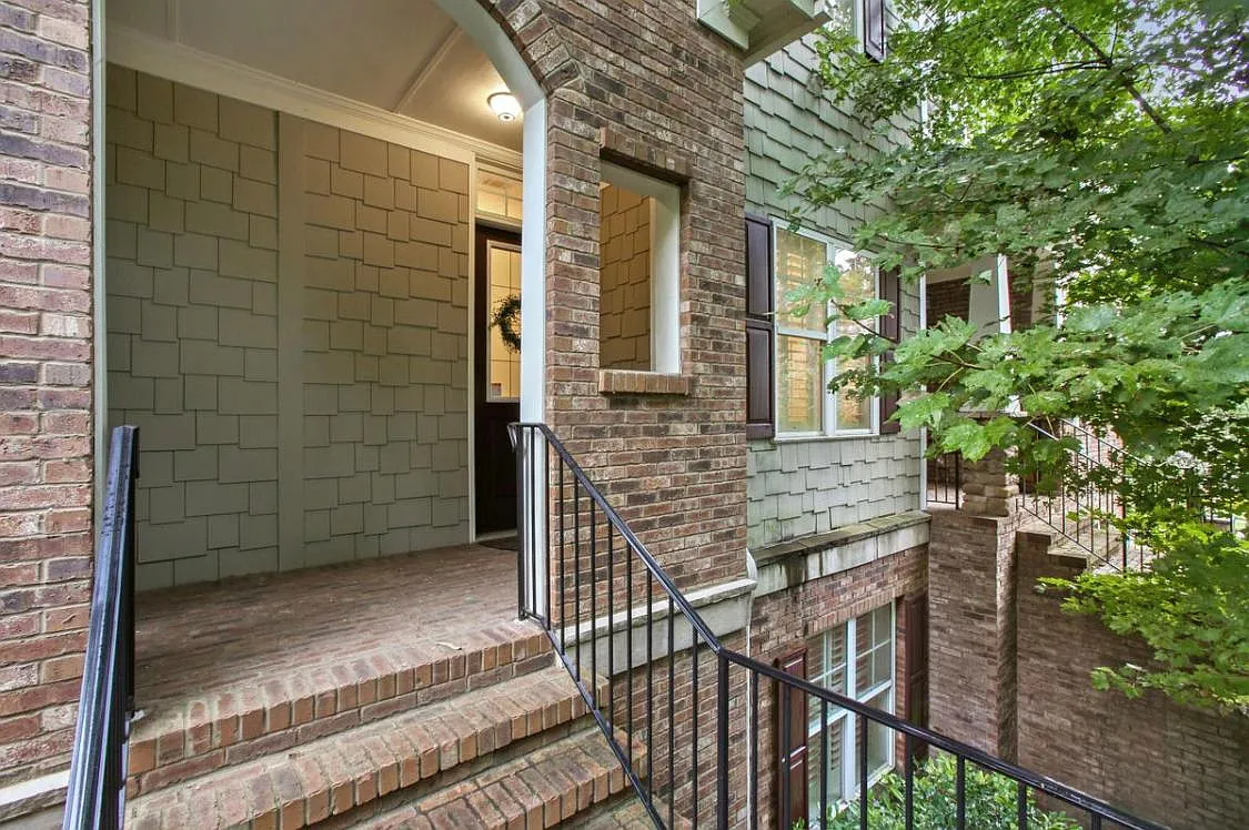 1408 Briarhaven Trl NE — Photo 3