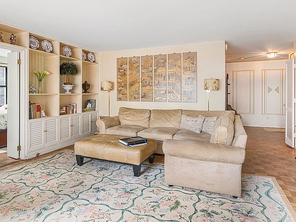 3rd image of 1065 Park Ave #9C